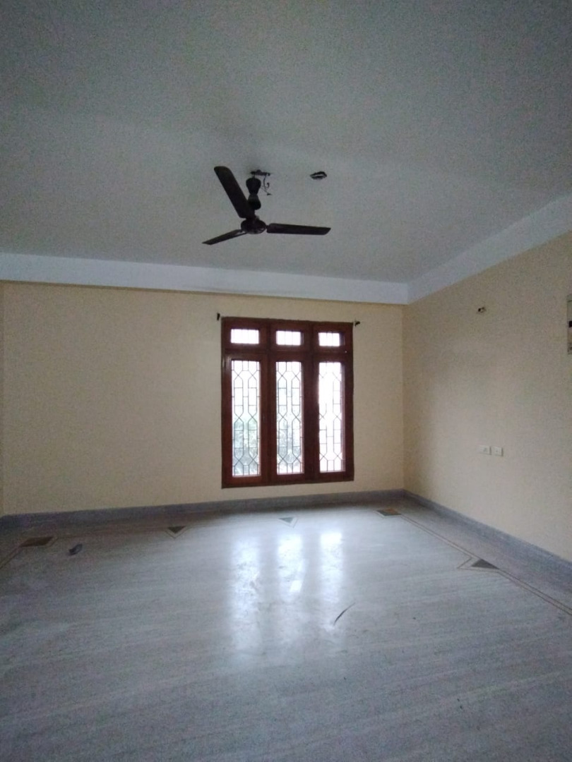 Unfurnished 2bhk in Harabala Path, Ulubari, Guwahati, Assam, India for Rent